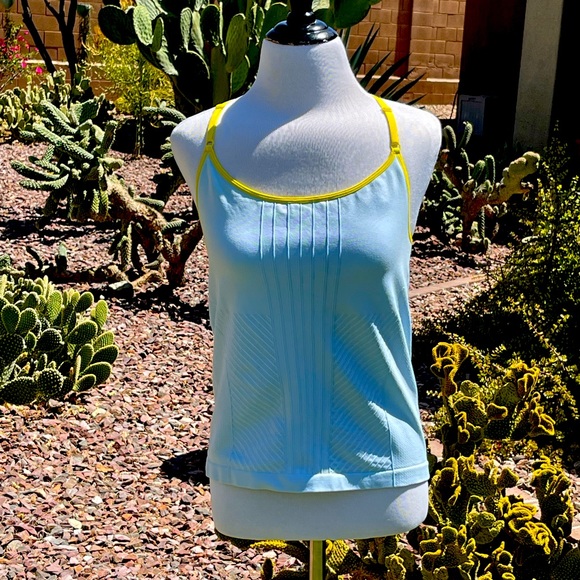 Nike Tops - NIKE ATHLETIC TOP